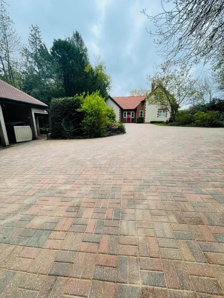 An example of driveway cleaning in Kent by CLEAN CCS LTD