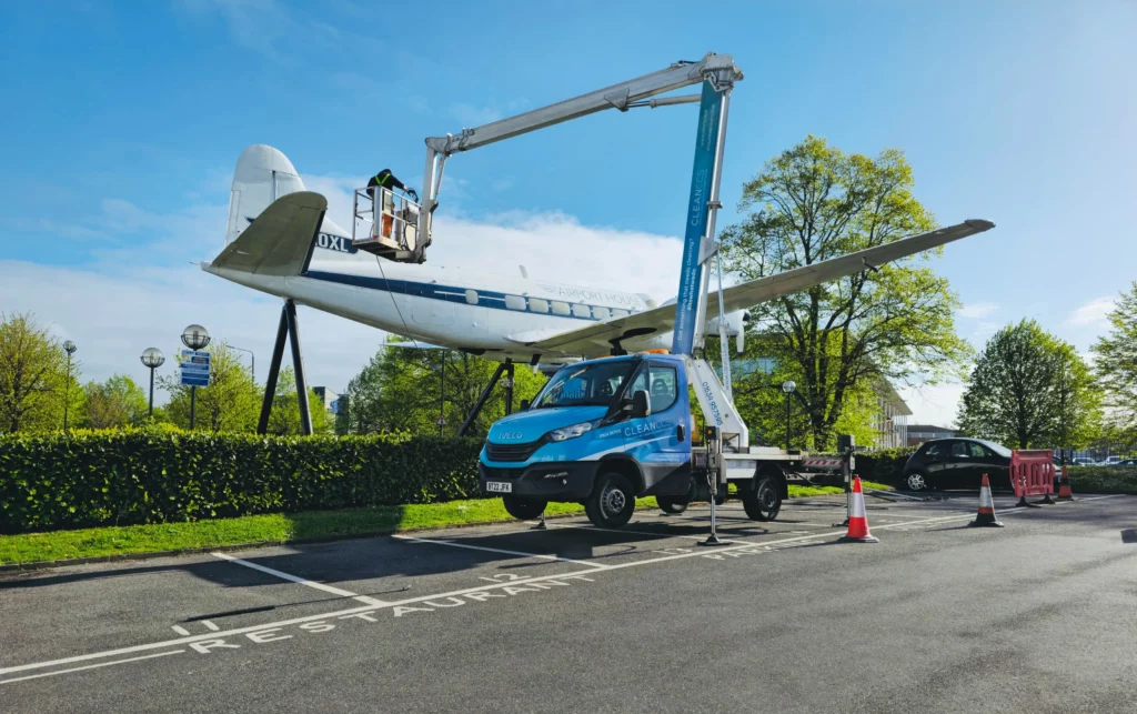 Cherry Picker Access Hire For Your Commercial Property